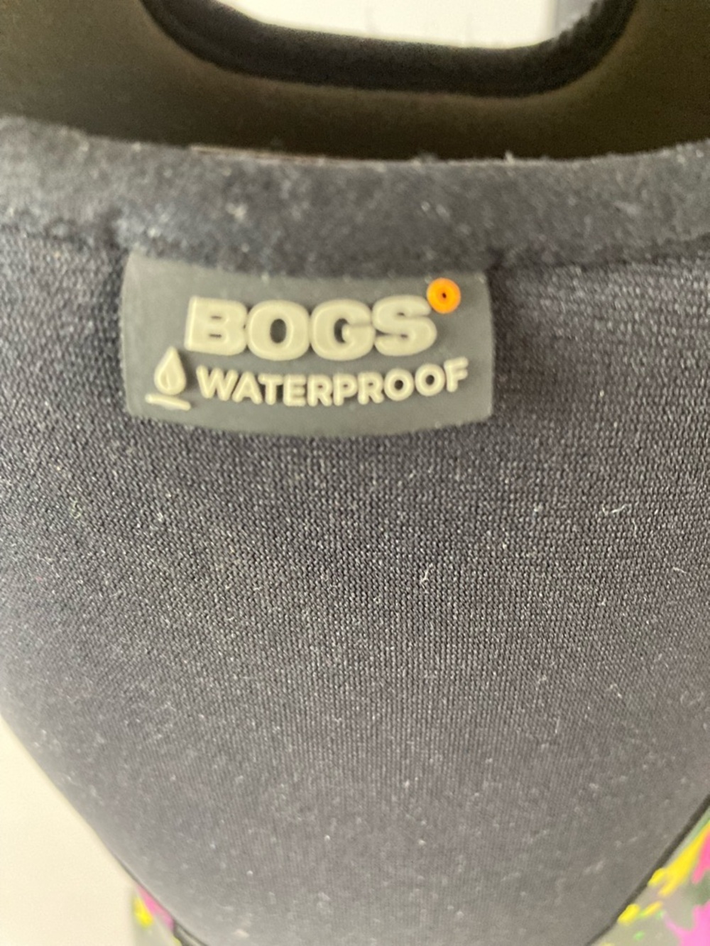 Bogs Waterproof Paint Splat Print Boots Black Purple Girl Size 2 - Picture 9 of 10